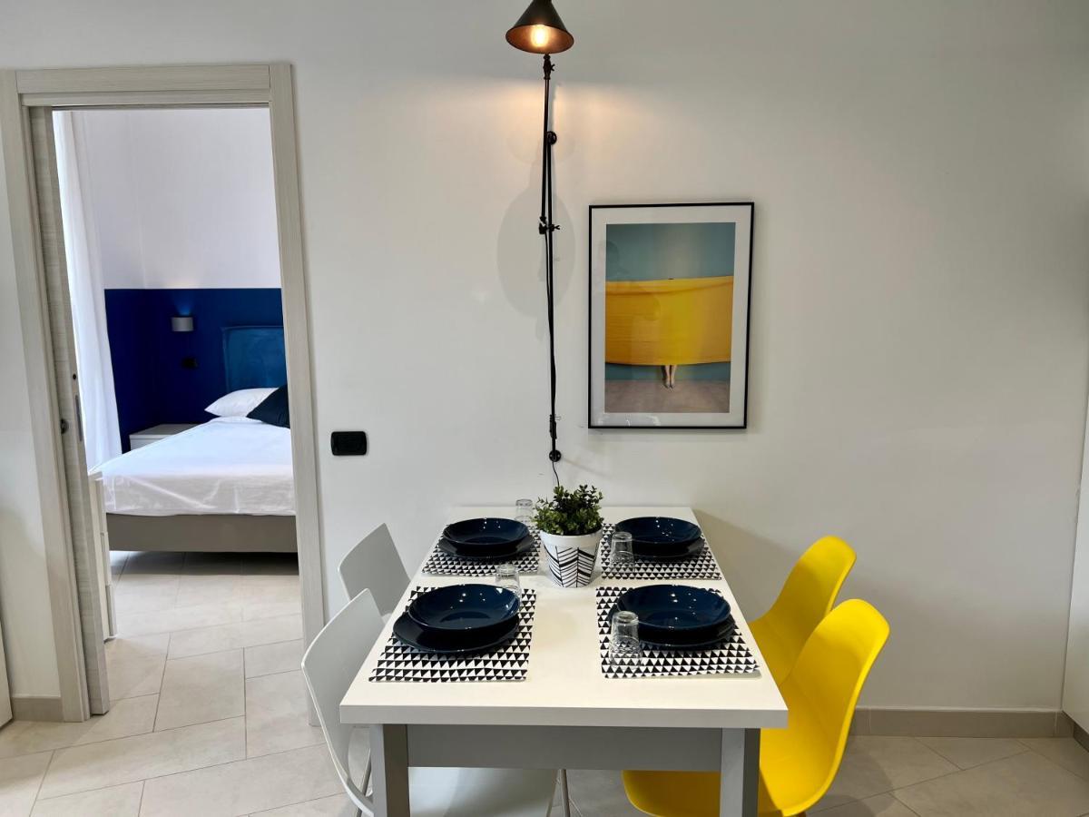 Duomo Inn Apartments Наполи Екстериор снимка