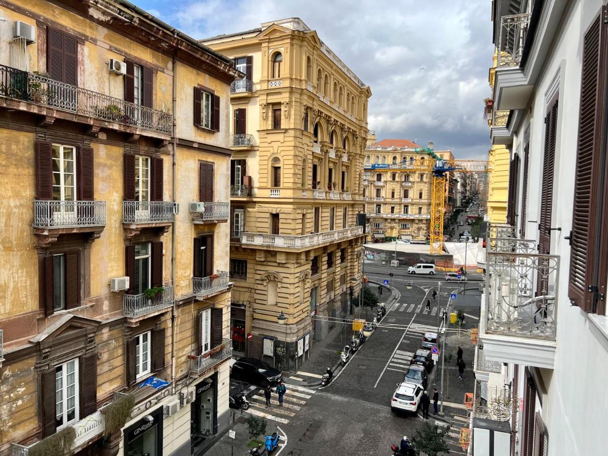 Duomo Inn Apartments Наполи Екстериор снимка