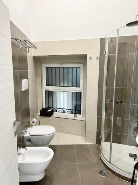 Duomo Inn Apartments Наполи Екстериор снимка